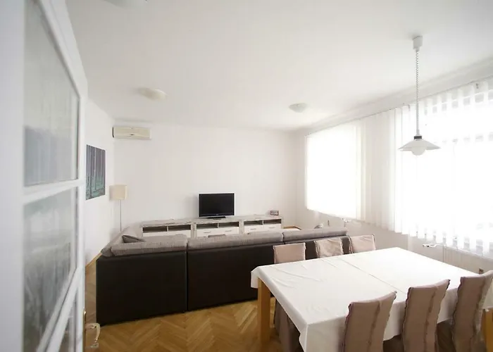 Skyscraper Tour As *